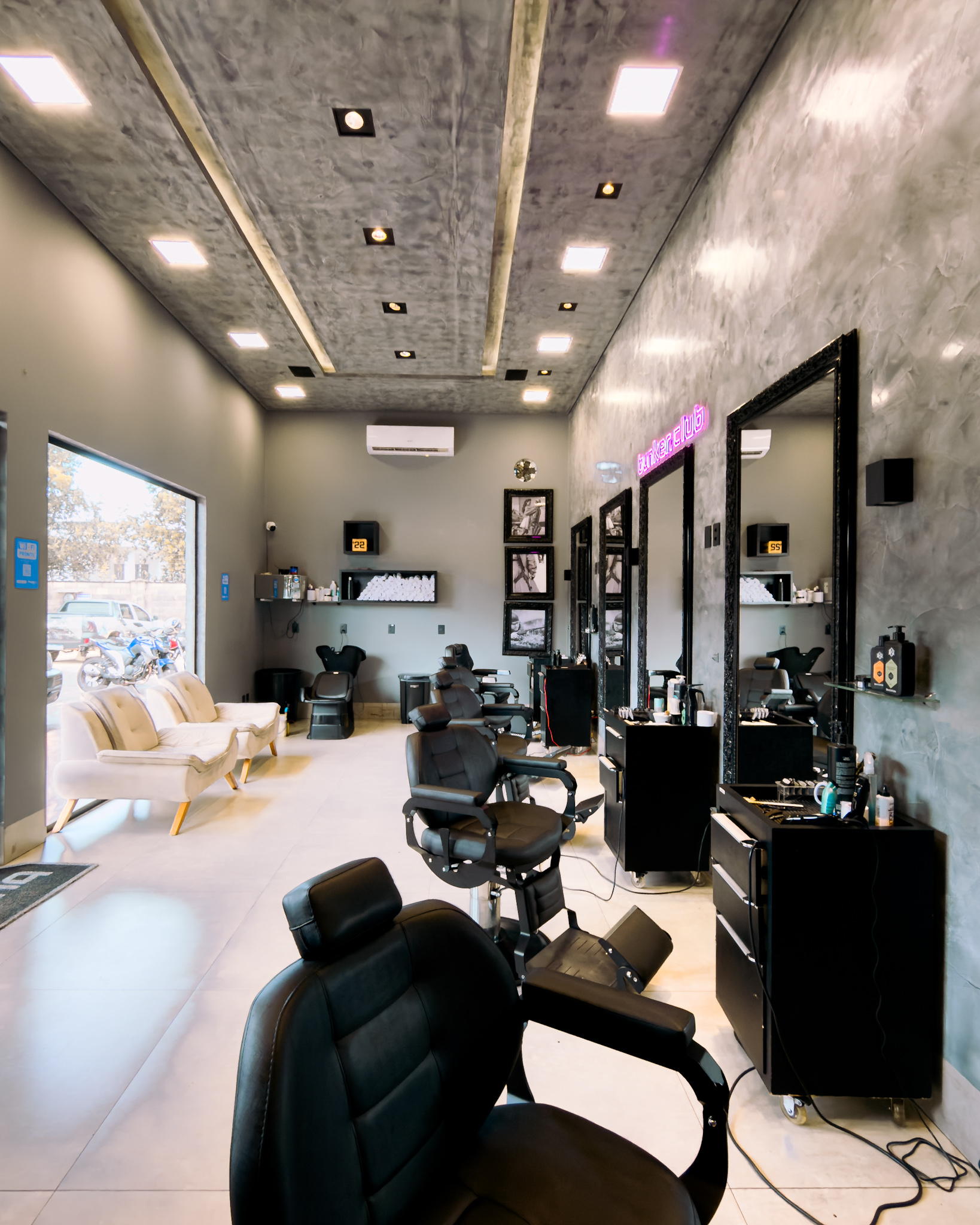 Area social da barbearia Bunker
